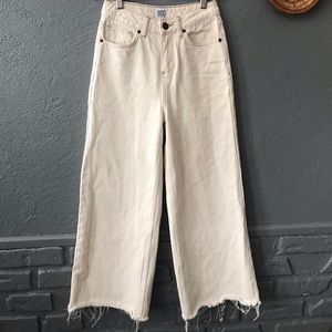 BDG sz35 white denim flood pants/culottes